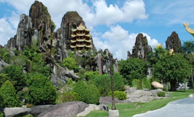 Marble Mountains